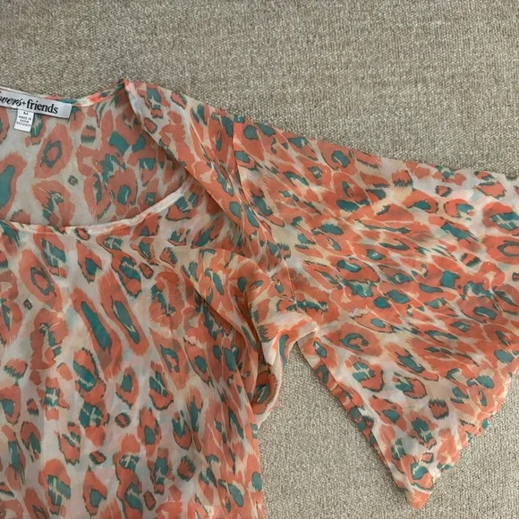 Lovers + Friends Top - Picture 2 of 3